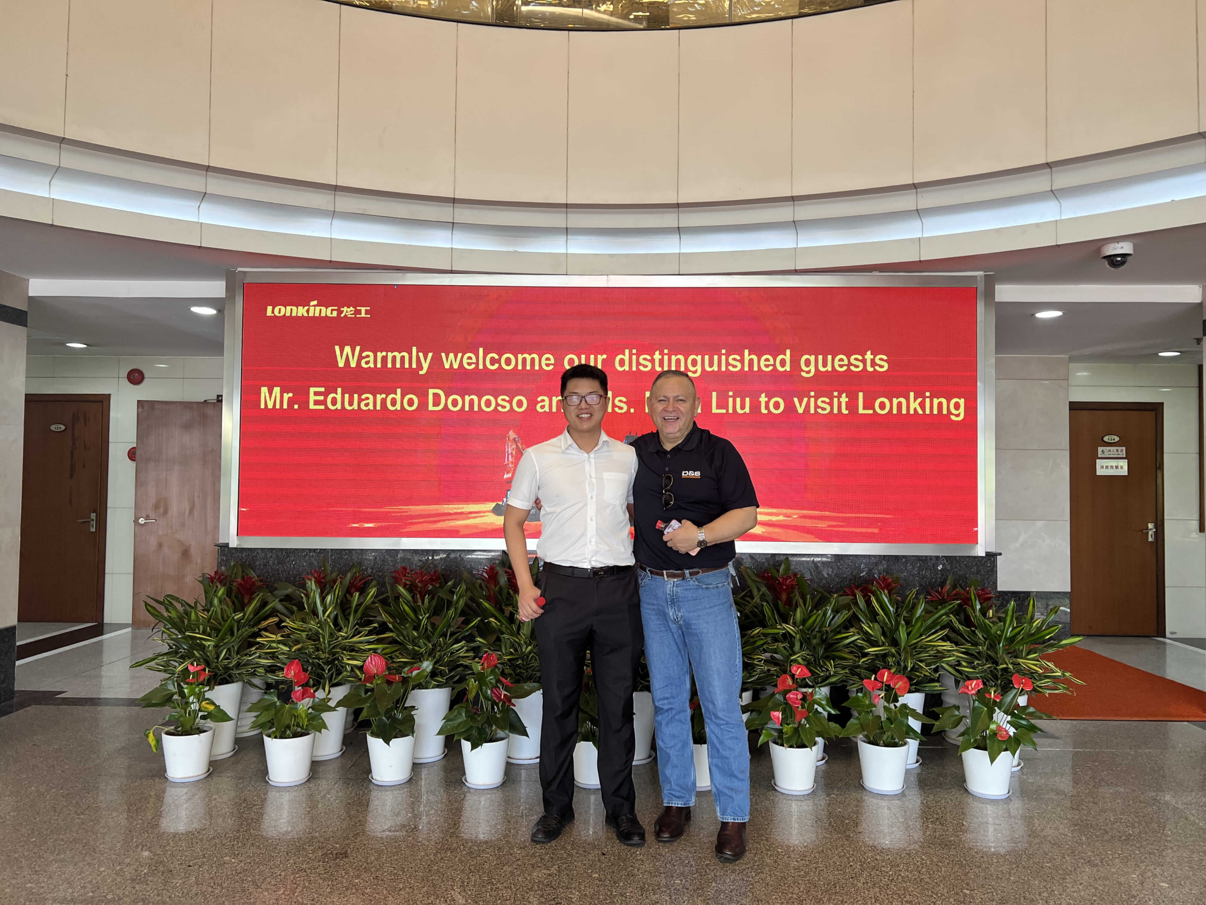 D&S Resources Becomes Official Distributor of Lonking Group